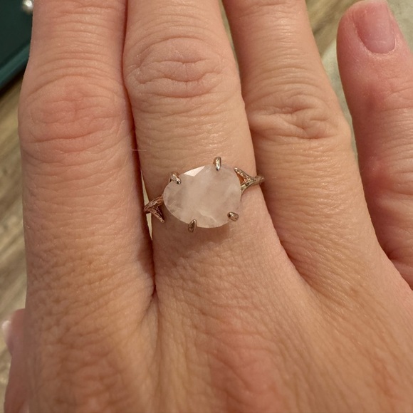 Rose Quartz Ring in Rose Gold - size 7 - Picture 7 of 12